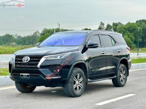 Xe Toyota Fortuner 2.4L 4x2 AT 2022