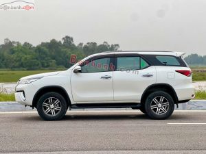 Xe Toyota Fortuner 2.7V 4x2 AT 2017