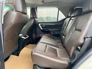 Xe Toyota Fortuner 2.7V 4x2 AT 2017